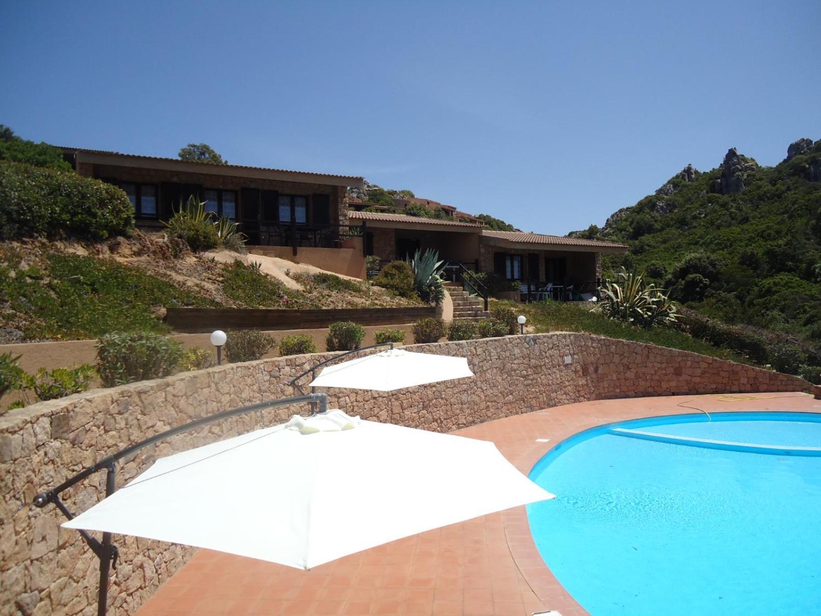 Villini Cala Del Sole - Infinityholidays 帕拉迪索海岸 外观 照片